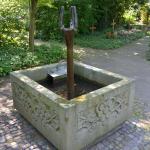 Brunnen im Grabfeld J/K